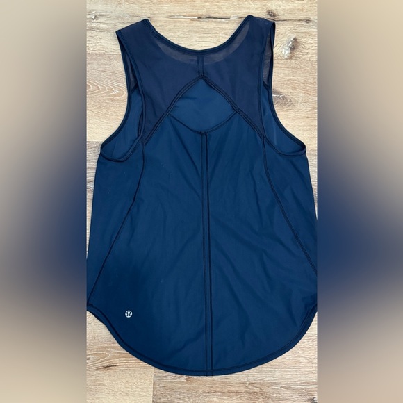 Lululemon Sculpt Tank - Picture 4 of 4